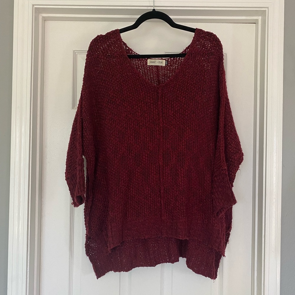 Oversized burgundy sweater with black flecks